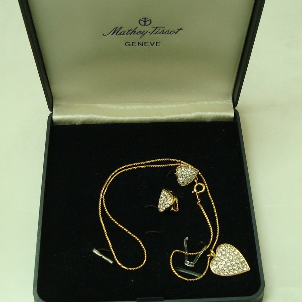 D ORLAN  HEART NECKLACE AND EARRING RHINESTONE SET